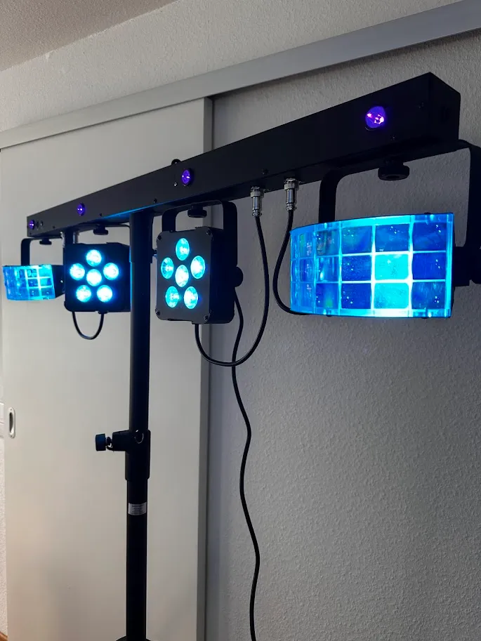 LED BossFX-2 Pro & Nebelmaschine – Miniatur 2
